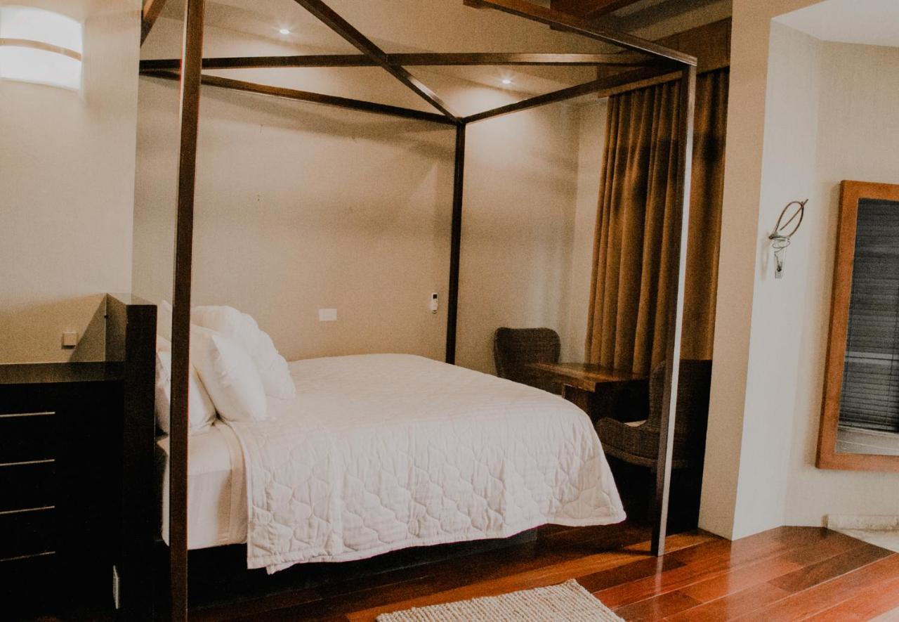ホテル Casa Natalie エンセナダ エクステリア 写真